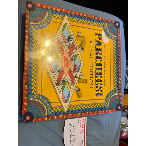 Parcheesi Royal Edition by winning moves games NIP - Picture 3 of 3